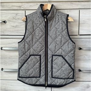 J.Crew Herringbone quilted Puffer Vest with very cool knit print